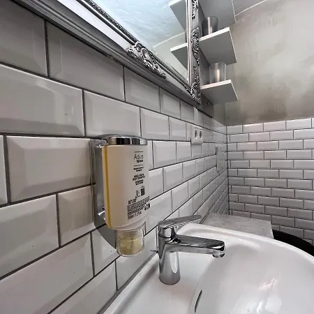 Moderne Brick Handwerkerapartment Bi-heepen Bielefeld
